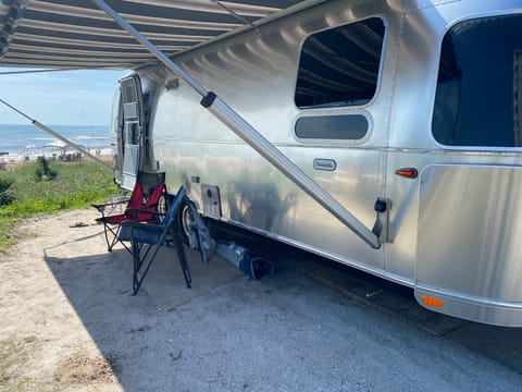 2021 Airstream Globetrotter -Delivery Available Towable trailer in Preston