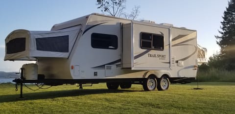 Cook's Cozy Camper Towable trailer in Coos Bay