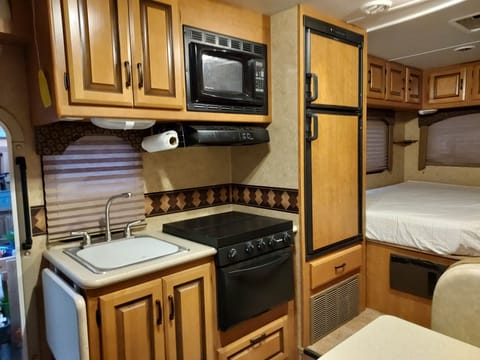 2011 Forest River Sunseeker Drivable vehicle in West Custer Township
