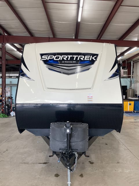 2017 Venture Sport Trek Towable trailer in Kettering