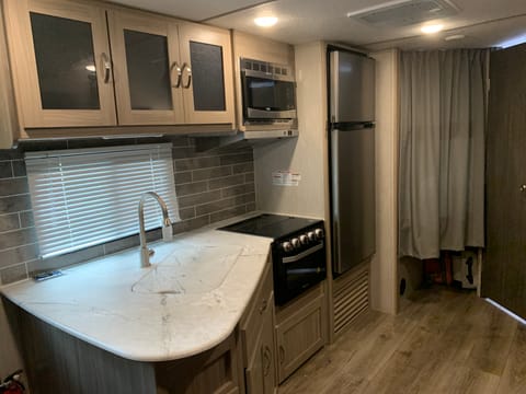 2021 Coachmen Freedom Express Towable trailer in Fort Collins