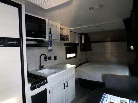 2022 Jayco Jay Flight SLX 7 195RB Towable trailer in Key West