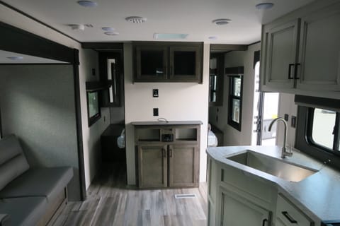 2022 Highland ridge Open Range 26bhs Towable trailer in Georgina