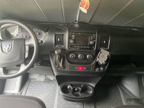 2021 Winnebago Solis Campervan in Linda Vista