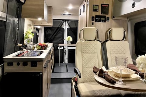 2021 Winnebago Solis Campervan in Linda Vista