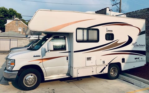 Kid Approved 2013 Coachmen RV Freelander Véhicule routier in Lisle