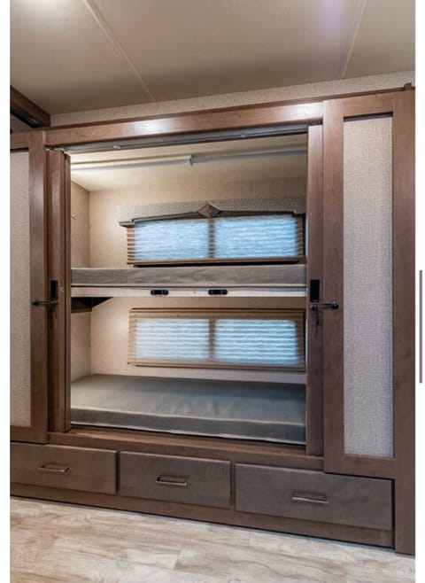 Bunkbed with Door