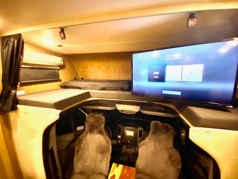 21- Mercedes Diesel Sprinter w/Full Wall Slide-Solar-Sleep 5-WiFi Drivable vehicle in Laguna Hills