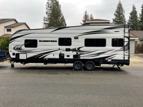 Pack the house and toys in this 2020 30’ Toy Hauler Towable trailer in Roseville