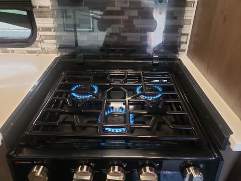 2021 Forest River Shockwave Towable trailer in Lodi