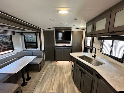 2022 MPG 2500BH Towable trailer in Washington