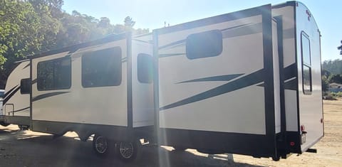 Atlas bunkhouse Laguna Seca WeatherTech Raceway ready w/King Sized Bed Towable trailer in Pacific Grove