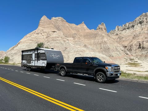 2022 Heartland Lithium Toyhauler Towable trailer in Zimmerman