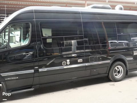 2014 MB Sprinter / Airstream Interstate Drivable vehicle in Homewood