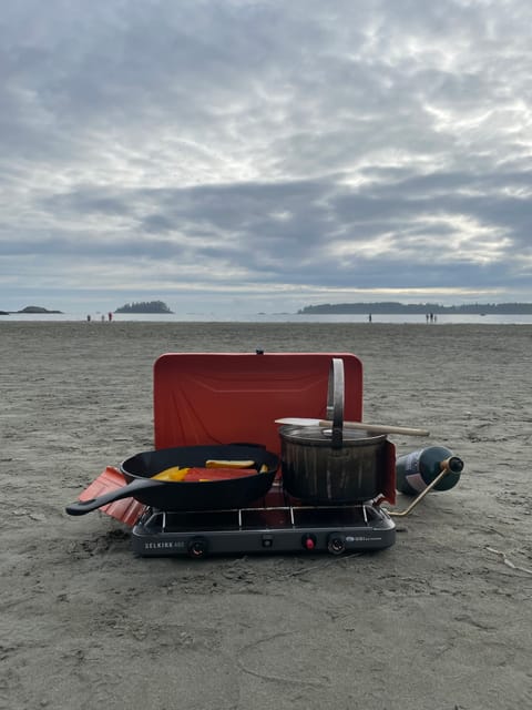 Great for bringing dinner to the beach!