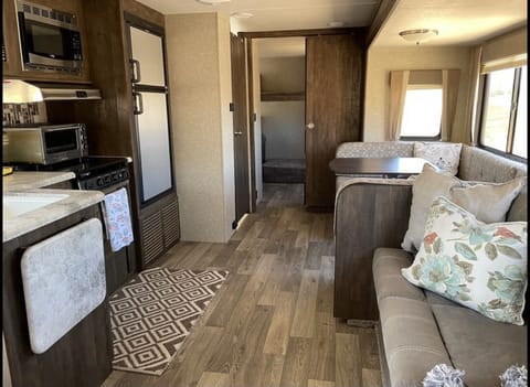 Beautiful Hotel style 2018 Forest River Towable trailer in Woodland Hills