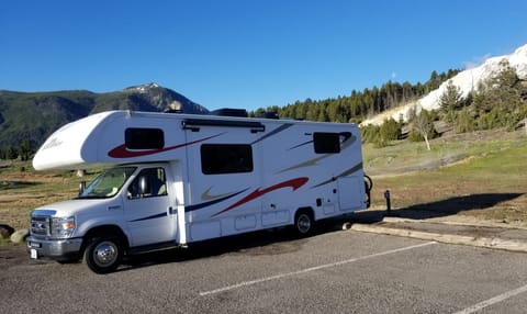 2019 Sunseeker Motorhome - Solar equipped! Drivable vehicle in Atascadero
