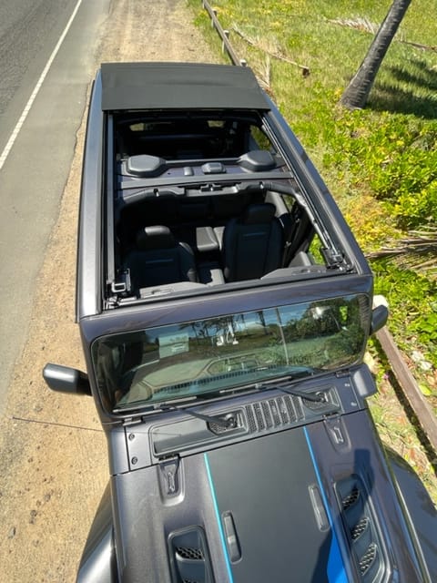 One-Touch Sky Top 2021 HYBRID Jeep Wrangler Drivable vehicle in Kihei