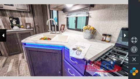 **New 28ft Gulf Stream Travel Trailer Towable trailer in Alpine