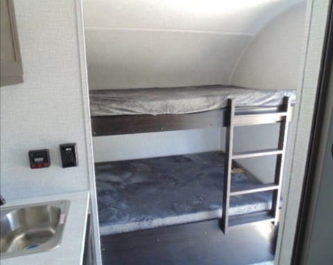 Wide bunk beds 