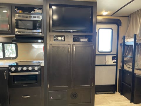 2019 Grand Design 2400 BHS (Delivery Only) Towable trailer in Santa Rosa