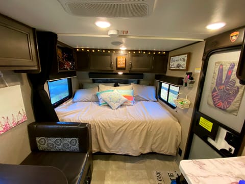 2020 Jayco Bunk House - Affordable Luxury Camping Experience! Towable trailer in Asheville