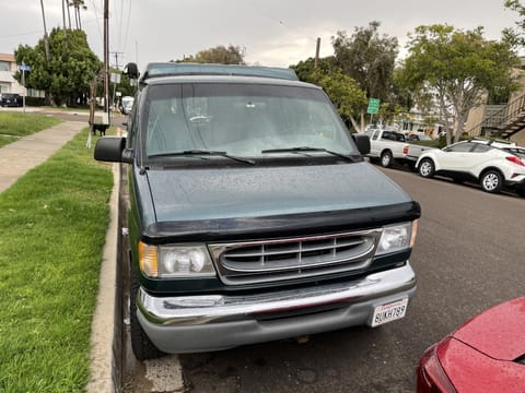 1997 Sportsmobile E350 - Super Clean and Ready for Action! Reisemobil in Mission Bay