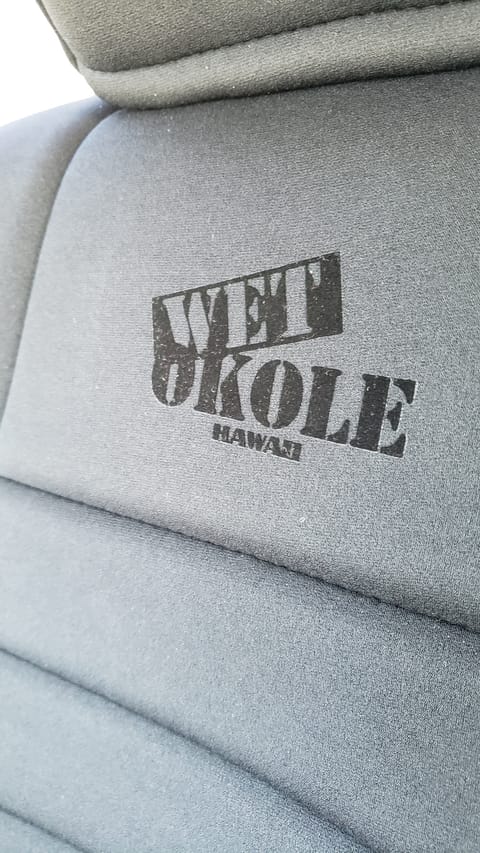 Water proof seat covers by Okeole
 - perfect for Maui with wet bathing suits