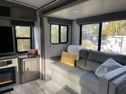 2021 Keystone RV Springdale Towable trailer in Pinellas Park