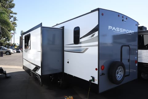 2022 KeyStone Passport SL 221BH Towable trailer in Aliso Viejo
