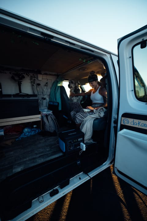 Stealth Camper Van! - Cozy Beach Hippie Vibes Cámper in Kihei