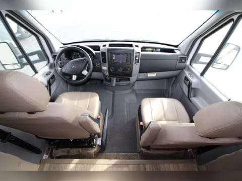 Mercedes-Benz Sprinter four winds Drivable vehicle in San Antonio