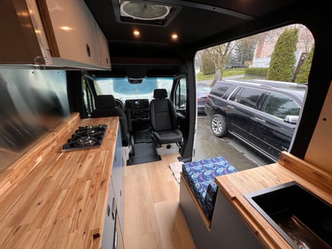 2024 Mercedes Sprinter - Discovery Drivable vehicle in Burnaby