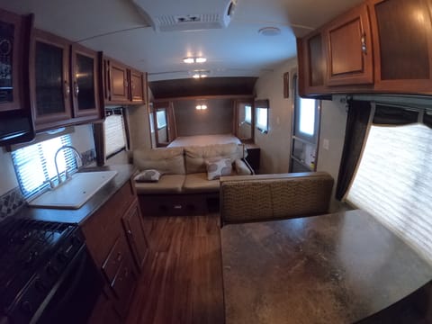2016 Forest River Wildwood X-Lite Tráiler remolcable in Wenatchee