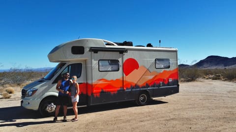 Off Grid Winnebago View Drivable vehicle in Redmond