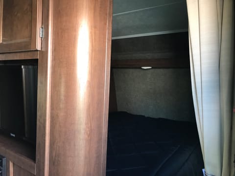 #45 2018 Keystone HIDEOUT 272LHS Towable trailer in Lakeland