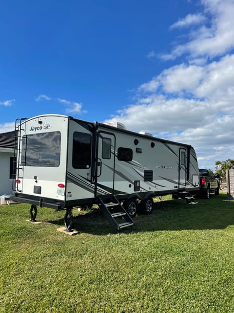 Beautiful Jayco White Hawk Tráiler remolcable in Everglades