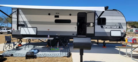 MPA TX RV - Delivery Only **Must have 30 amp electric, water, and sewer on Towable trailer in San Antonio