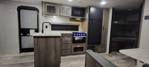 MPA TX RV - Delivery Only **Must have 30 amp electric, water, and sewer on Towable trailer in San Antonio
