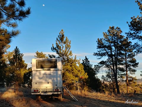 2012 Nimbl TruckCamper *7 nights minimum rental on this camper* Drivable vehicle in Golden