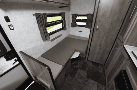 Lounge 01 Towable trailer in Terrebonne