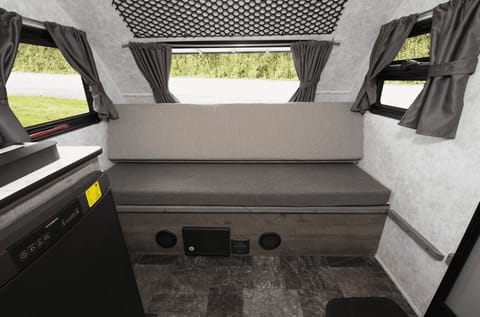 Lounge 02 Towable trailer in Terrebonne