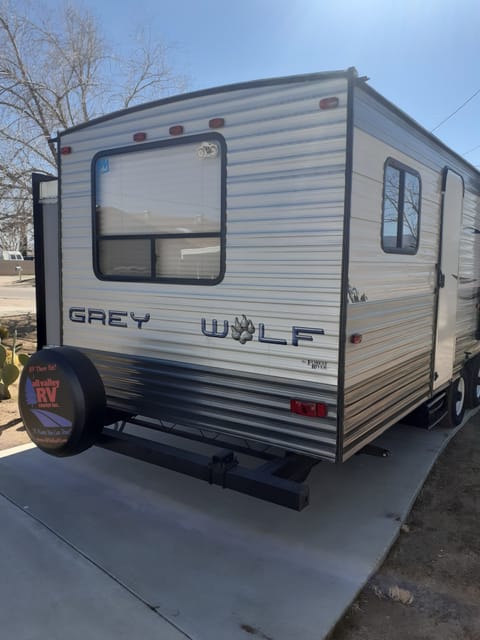 2015 Forest River 29ft Grey Wolf Rimorchio trainabile in Lancaster