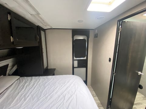 2021 Jayco Jay Feather Towable trailer in Central Point