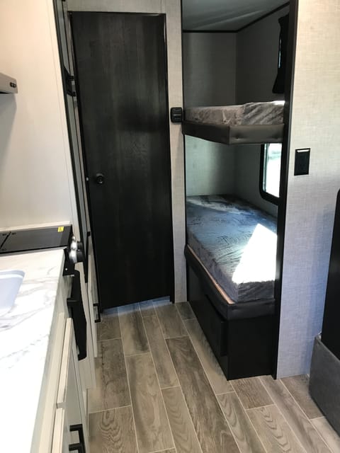 2022 Jayco Jay Flight Baja Towable trailer in Nanaimo