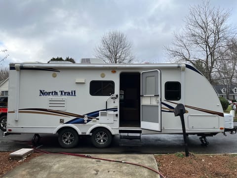 2018 Heartland North Trail - Your Dream Adventure Awaits Tráiler remolcable in Mint Hill