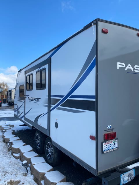 2020 Keystone Passport with slideout. Great condition. Towable trailer in Pasco