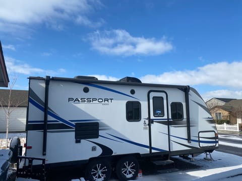 2020 Keystone Passport with slideout. Great condition. Towable trailer in Pasco