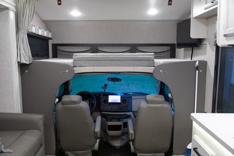 2022 Jayco Greyhawk 29MV Veículo dirigível in Kendale Lakes