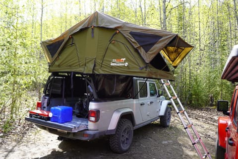 Willy's Jeep Gladiator Back with included camping gear